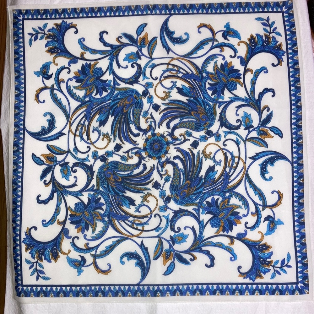 VTG Nasharr Frères, Ltd Polyester Peacock Scarf